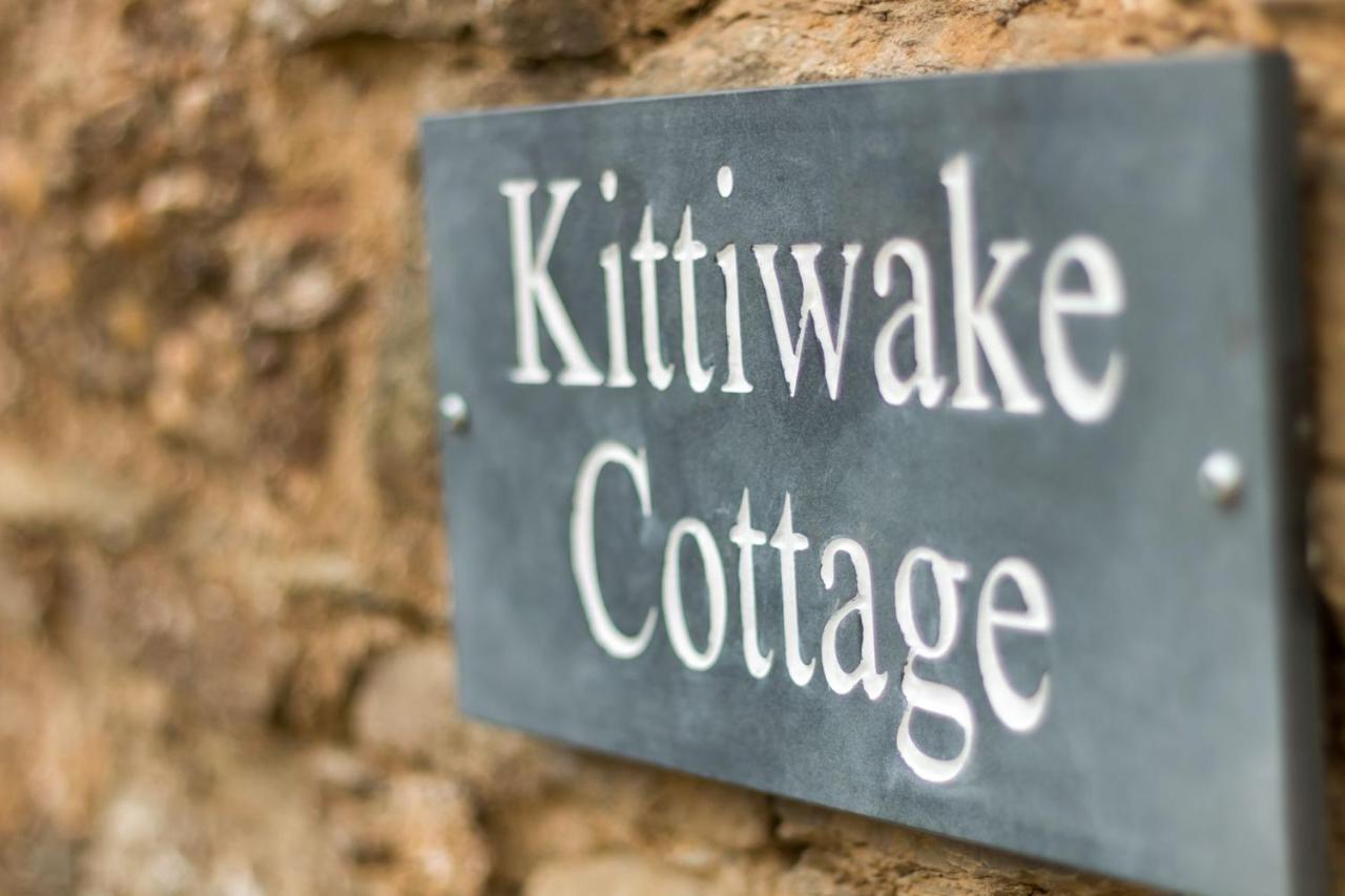 Kittiwake Cottage บรอนตัน ภายนอก รูปภาพ